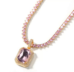 Pretty woman necklace